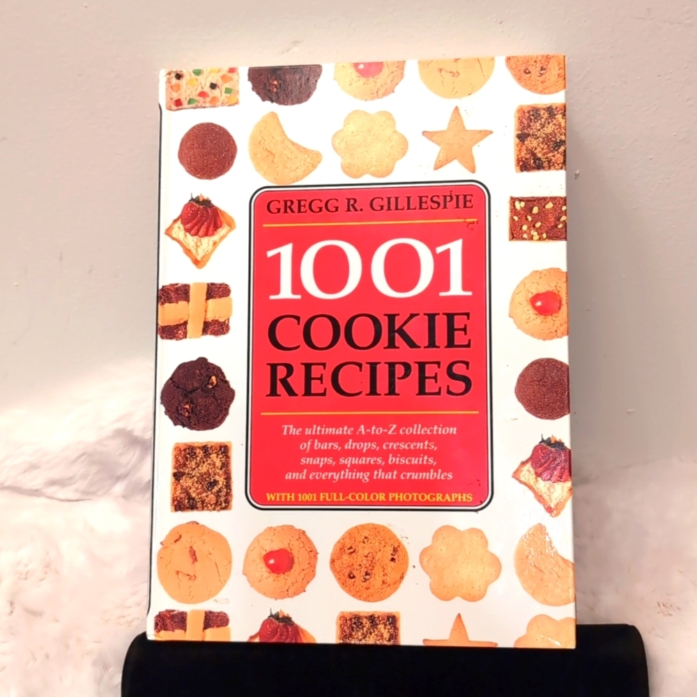 Black Dog| 1001 Cookie Recipes by Gregg R Gillespie